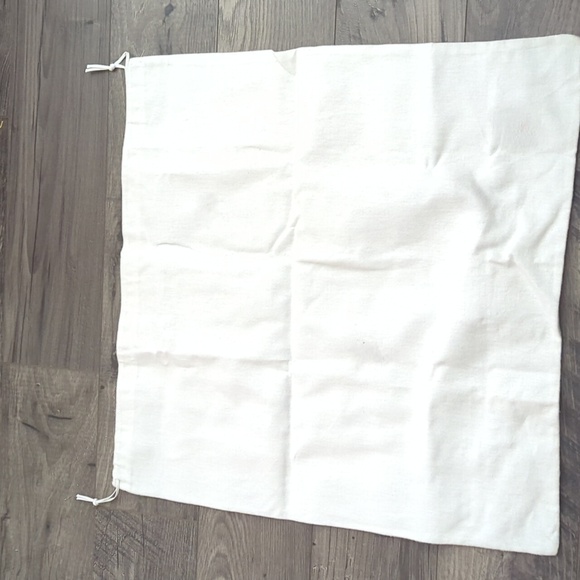 Michael Kors Dust Bag White w/Goldtone Lettering 20x20 NWOT - Picture 8 of 8